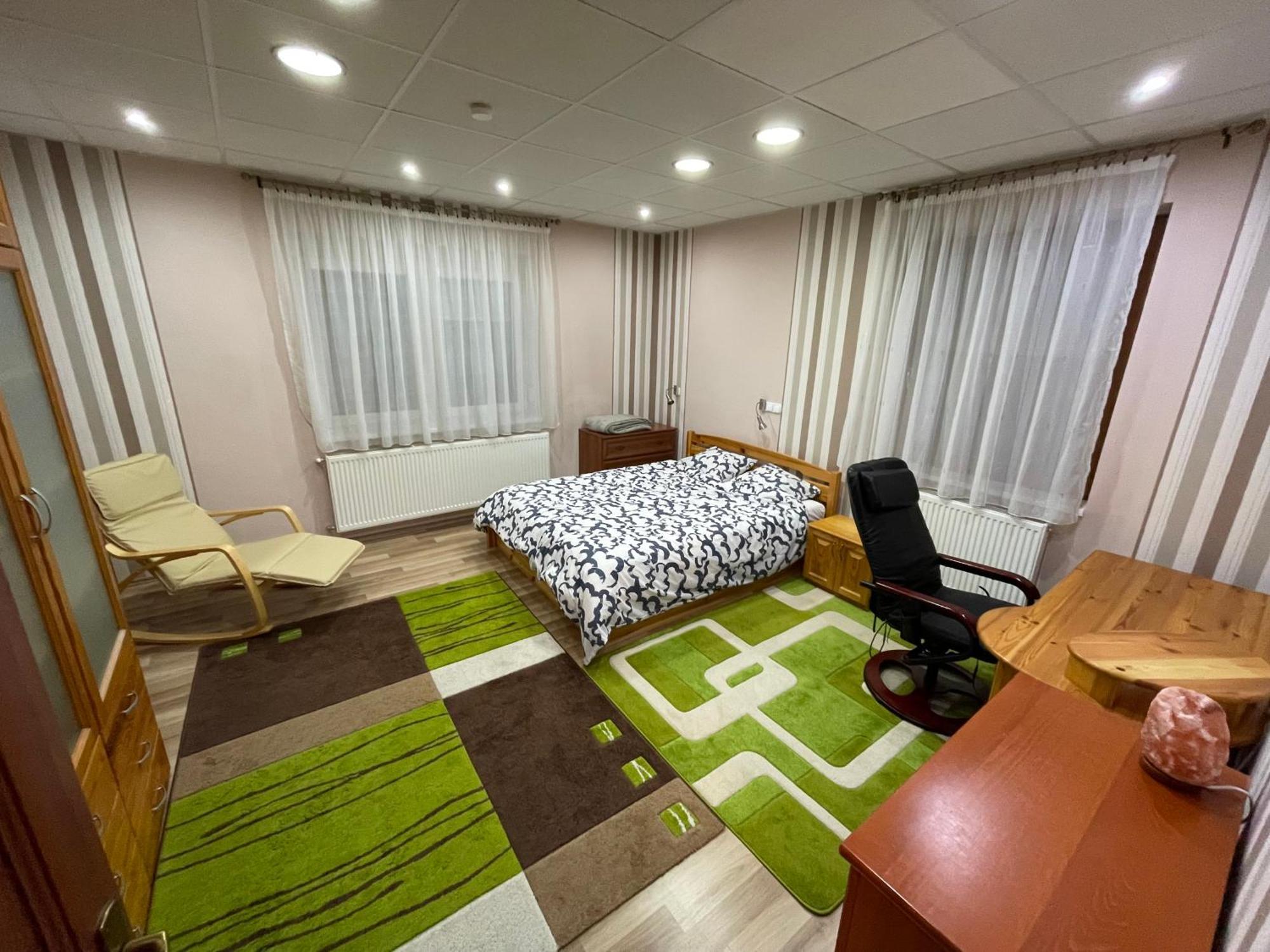 Relax Apartamento Zalaegerszeg Exterior foto